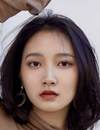 Фото Фэн И Жань