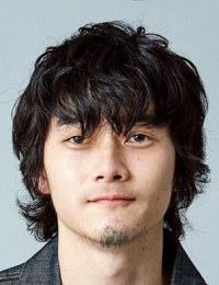 Фото Янаги Сюнтаро