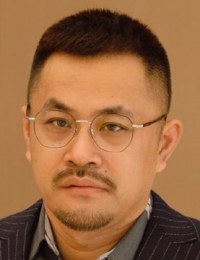 Фото Чэн Чжэнь