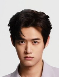 Фото Лю Дун Цинь