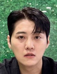 Фото Юн Джон Иль