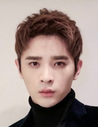 Фото Чен Сюнь