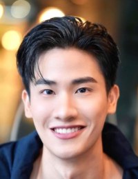 Фото Тэй Таван Вихократана