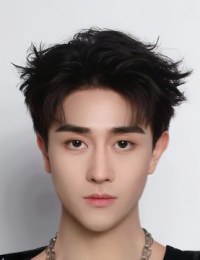 Фото Ли Я Юнь