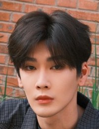 Фото Лу Мин