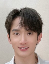 Фото Ло Чэн