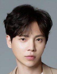 Фото Ко Гон Хан