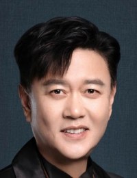 Фото Фэн Цзя И