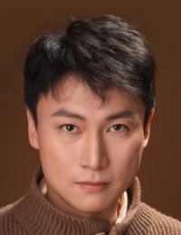 Фото Фэн И Мин