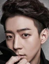 Фото Пак Ю Хван