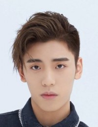 Фото Ван Цзы И