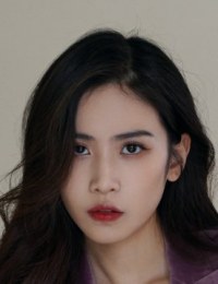 Фото Лю Мэй Тун