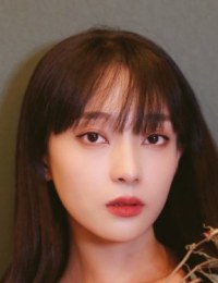 Фото Ван И Но