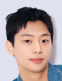 Фото Ли Син Ён