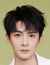 Фото Гуань Юэ