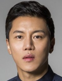 Фото Ым Мун Сок