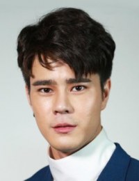 Фото Пэйнт Криттакан Праситпанич