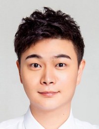 Фото Гуань Цзы Цзин