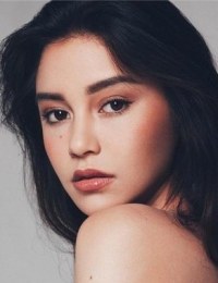 Фото Сузанна Рено