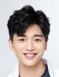 Фото И Да Цянь