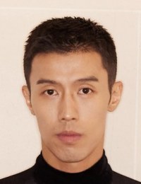 Фото Чжоу Ю