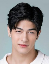 Фото Люк Исикава Плоуден