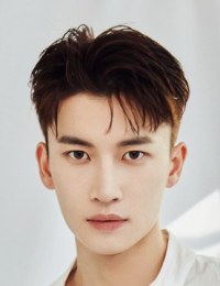 Фото Цинь Сяо Сюань