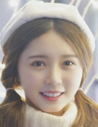 Фото Ло И Цзя