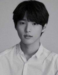 Фото Пак Тхэ Ин