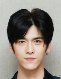 Фото Ван И Жань