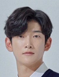 Фото Ким У Дам