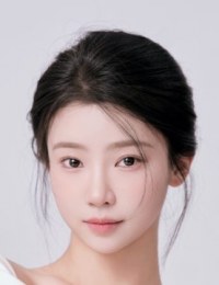 Фото Линь Цзюнь И