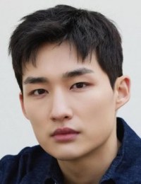 Фото Квон Джи У