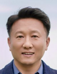 Фото Фан Цзы Бин