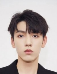 Фото Чжоу Цзюнь Юй