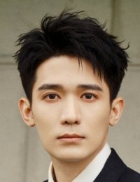 Фото Лян Юн Ци