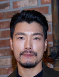 Фото Ян Джун Мо