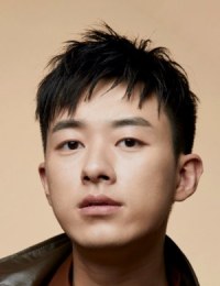 Фото Линь Цзюнь И