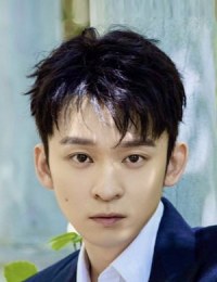 Фото Дун Цзы Цзянь