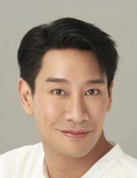 Фото Понг Нават Кулраттанарак