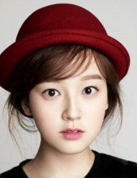 Фото Юн Йе Джу