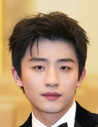 Фото У Синь Цзянь