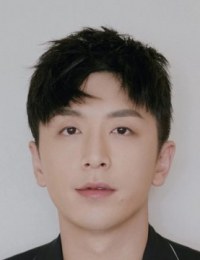 Фото Бай Кэ