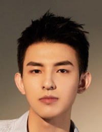 Фото Дун Юй