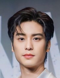 Фото Огаст Вачиравит Пайсанткулвонг