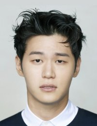 Фото Ли Хак Джу