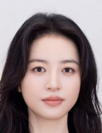 Фото Чжоу Юй Тун